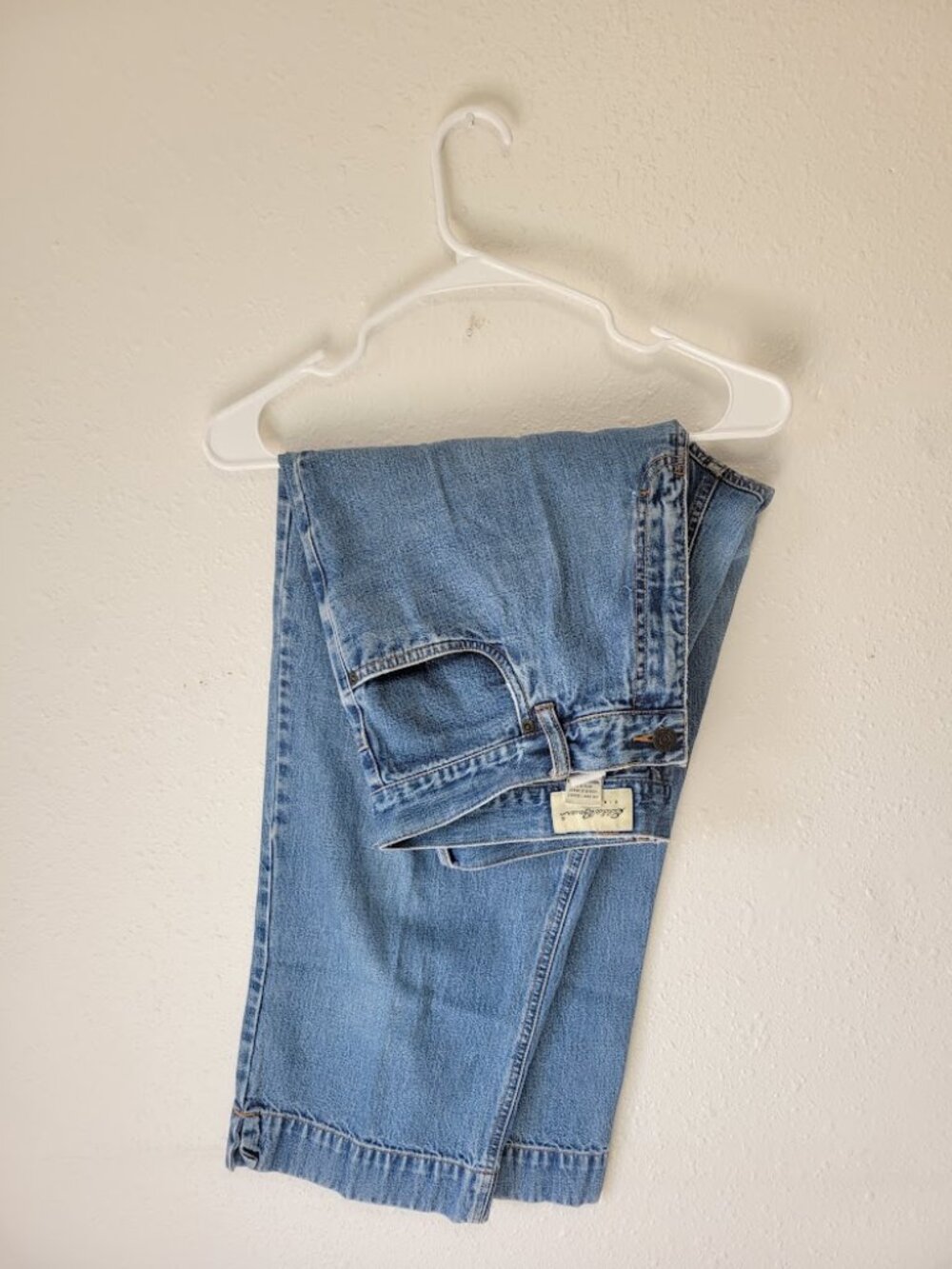 Eddie Bauer Women's Cropped Jeans Size 14 Light Wash 100% Cotton